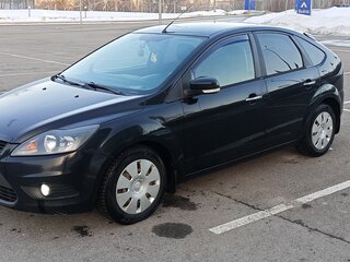 2010 Ford Focus II Рестайлинг, чёрный, 500000 рублей, вид 1