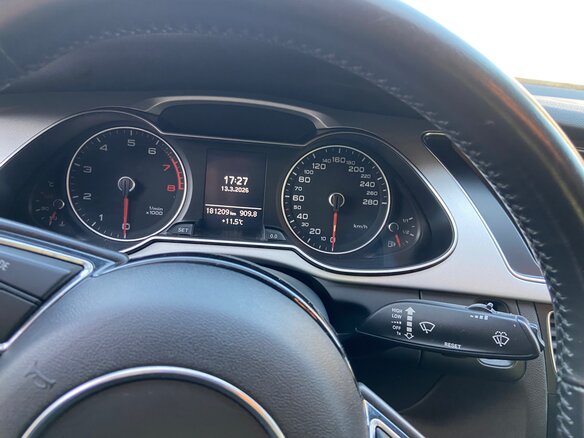 2015 Audi A4 IV (B8) Рестайлинг, белый, 1435000 рублей - вид 20