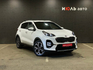 2018 Kia Sportage IV Рестайлинг, белый, 1800000 рублей, вид 3