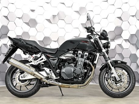 2025 Honda CB 1300, чёрный, 1690000 рублей, вид 3