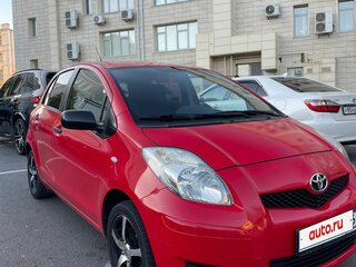 2009 Toyota Yaris II, красный, 550000 рублей, вид 2