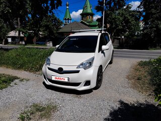 2012 Toyota Ractis II, белый, 790000 рублей, вид 2