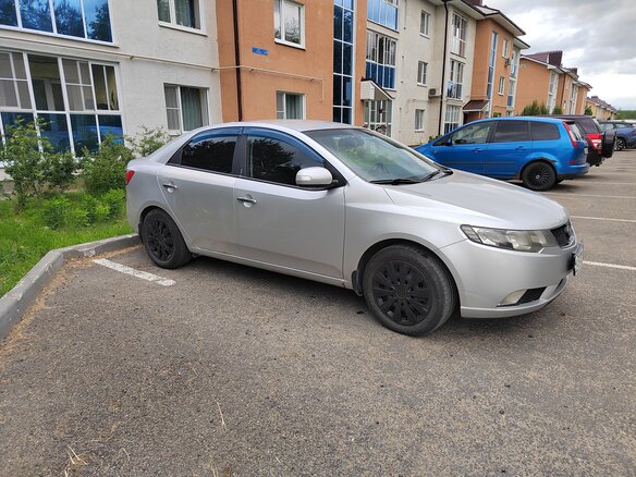 2009 Kia Cerato 4-speed II, серый, 687000 рублей - вид 1