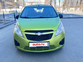 2011 Chevrolet Spark III, зелёный, 650000 рублей, вид 1