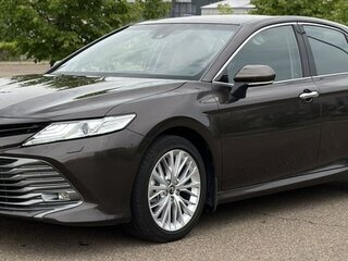 2019 Toyota Camry VIII (XV70), коричневый, 4499000 рублей, вид 3