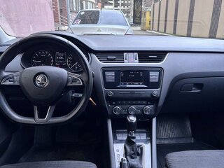 2015 Skoda Octavia III (A7), белый, 1500000 рублей, вид 5