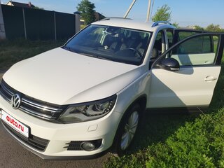 2013 Volkswagen Tiguan I Рестайлинг, белый, 1500000 рублей, вид 3