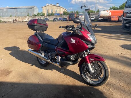 2011 Honda NT700V Deauville, красный, 700000 рублей, вид 4