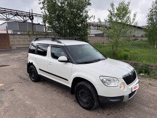 2013 Skoda Yeti I, белый, 650000 рублей, вид 3