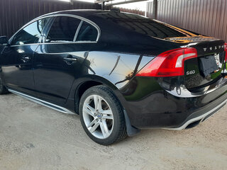 2013 Volvo S60 II Рестайлинг, коричневый, 1600000 рублей, вид 4