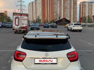 2015 Mercedes-Benz A-Класс 250 III (W176), белый, 1399999 рублей, вид 2