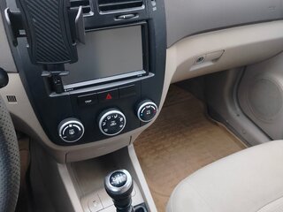 2006 Kia Cerato I, бежевый, 550000 рублей, вид 4