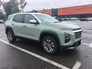 2025 Chevrolet Equinox IV, зелёный, 3550000 рублей, вид 2