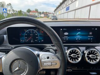 2019 Mercedes-Benz CLA 200 II (C118, X118), чёрный, 2650000 рублей, вид 5