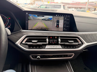 2021 BMW X7 40i I (G07), чёрный, 9000000 рублей, вид 3