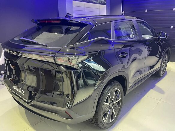 2026 Omoda C5 II, чёрный, 2629000 рублей - вид 2