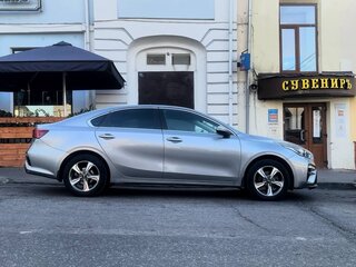 2018 Kia Cerato IV, серый, 1850000 рублей, вид 3