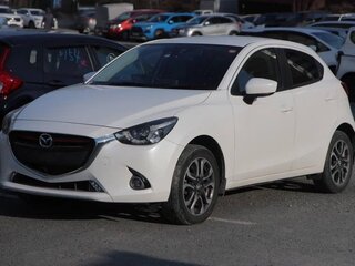 2015 Mazda Demio IV (DJ), белый, 1150000 рублей, вид 5