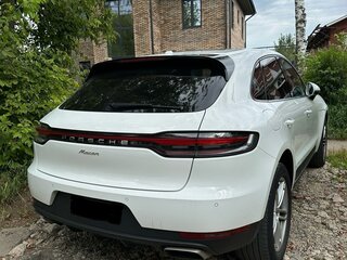 2021 Porsche Macan I Рестайлинг, белый, 6100000 рублей, вид 2