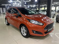 2016 Ford Fiesta Mk6 Рестайлинг, оранжевый - вид 2