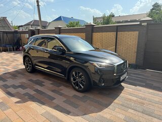 2018 Infiniti QX50 II, чёрный, 3450000 рублей, вид 2