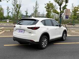 2024 Mazda CX-5 II Рестайлинг, белый, 2160000 рублей, вид 5