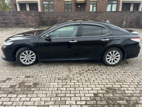 2018 Toyota Camry VIII (XV70), чёрный, 2250000 рублей - вид 7