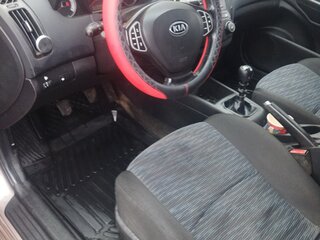 2008 Kia Ceed I, бежевый, 570000 рублей, вид 4