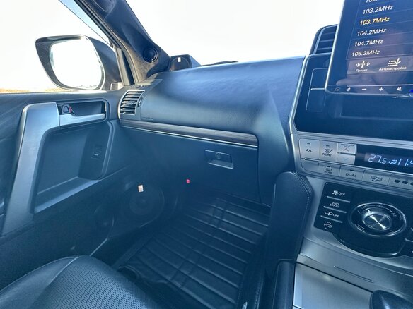 2018 Toyota Land Cruiser Prado 150 Series Рестайлинг 2, чёрный, 4994000 рублей - вид 31