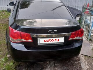 2010 Chevrolet Cruze I, чёрный, 620000 рублей, вид 4