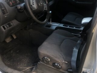 2007 Nissan Navara (Frontier) III (D40), серебристый, 350000 рублей, вид 4