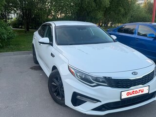 2020 Kia Optima IV Рестайлинг, белый, 1750000 рублей, вид 5