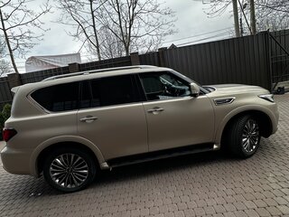 2021 Infiniti QX80 I Рестайлинг 3, золотистый, 5800000 рублей, вид 2