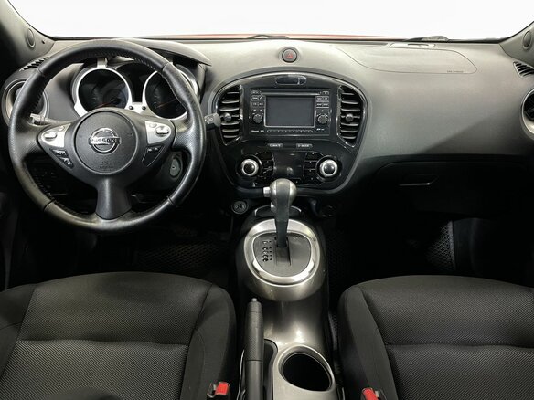 2013 Nissan Juke I, красный - вид 10