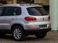 2016 Volkswagen Tiguan I Рестайлинг, серебристый, 1595000 рублей - вид 9