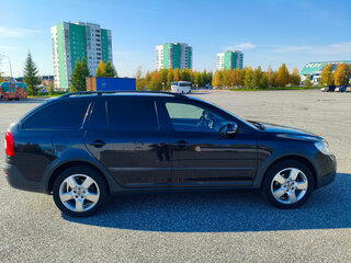 2012 Skoda Octavia Scout II (A5) Рестайлинг, чёрный, 1300000 рублей, вид 2