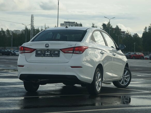 2024 Changan Alsvin, белый, 1890801 рублей - вид 6