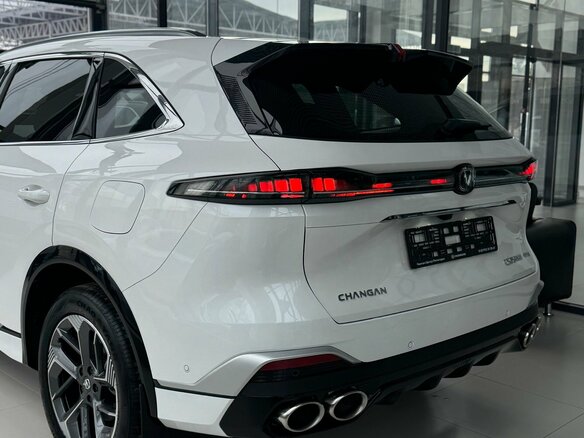2025 Changan CS75 Plus IV, белый, 4339900 рублей - вид 2