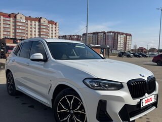 2021 BMW X3 25i xDrive III (G01) Рестайлинг, белый, 4680000 рублей, вид 3