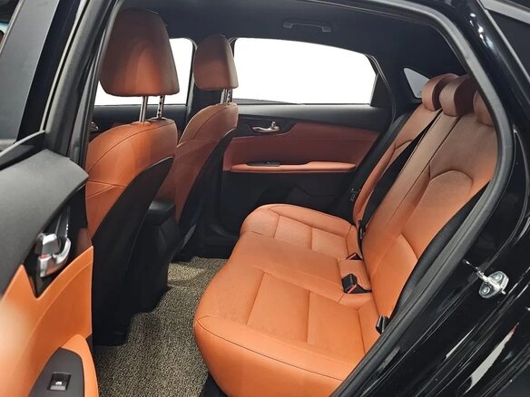 2023 Kia K3 II Рестайлинг, чёрный, 1670000 рублей - вид 17