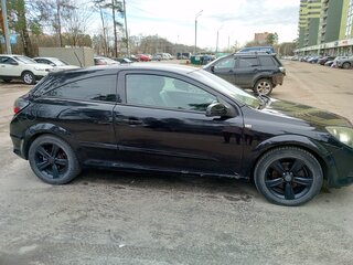 2008 Opel Astra GTC H Рестайлинг, чёрный, 400000 рублей, вид 1