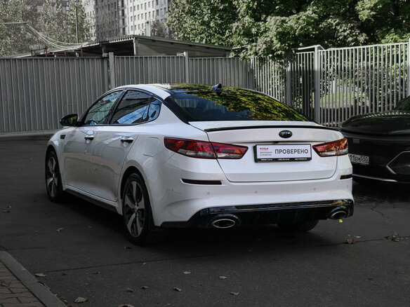 2018 Kia Optima IV Рестайлинг, белый, 1770000 рублей - вид 5