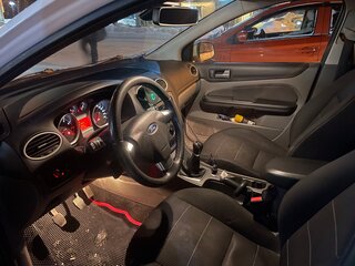 2010 Ford Focus II Рестайлинг, белый, 370000 рублей, вид 5