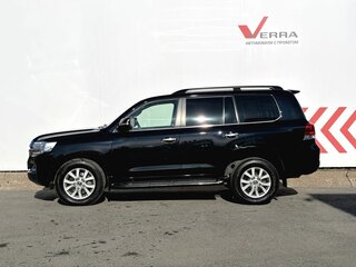 2019 Toyota Land Cruiser 200 Series Рестайлинг 2, чёрный, 6650000 рублей, вид 2