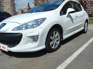 2010 Peugeot 308 I, белый, 510000 рублей, вид 1