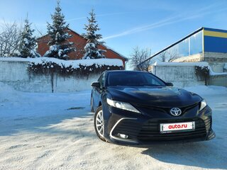 2021 Toyota Camry VIII (XV70) Рестайлинг, чёрный, 3300000 рублей, вид 4