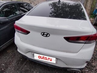 2019 Hyundai Sonata VII (LF) Рестайлинг, белый, 691000 рублей, вид 5