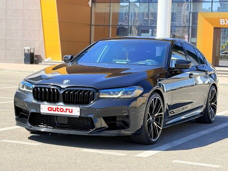 2018 BMW 5 серии 520d xDrive VII (G30/G31/G38), чёрный, 3800000 рублей, вид 1