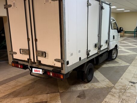 2022 Kia Bongo, белый, 2100000 рублей, вид 4