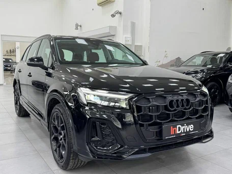 2025 Audi Q7 45 TFSI II (4M) Рестайлинг 2, чёрный, 9499000 рублей, вид 3